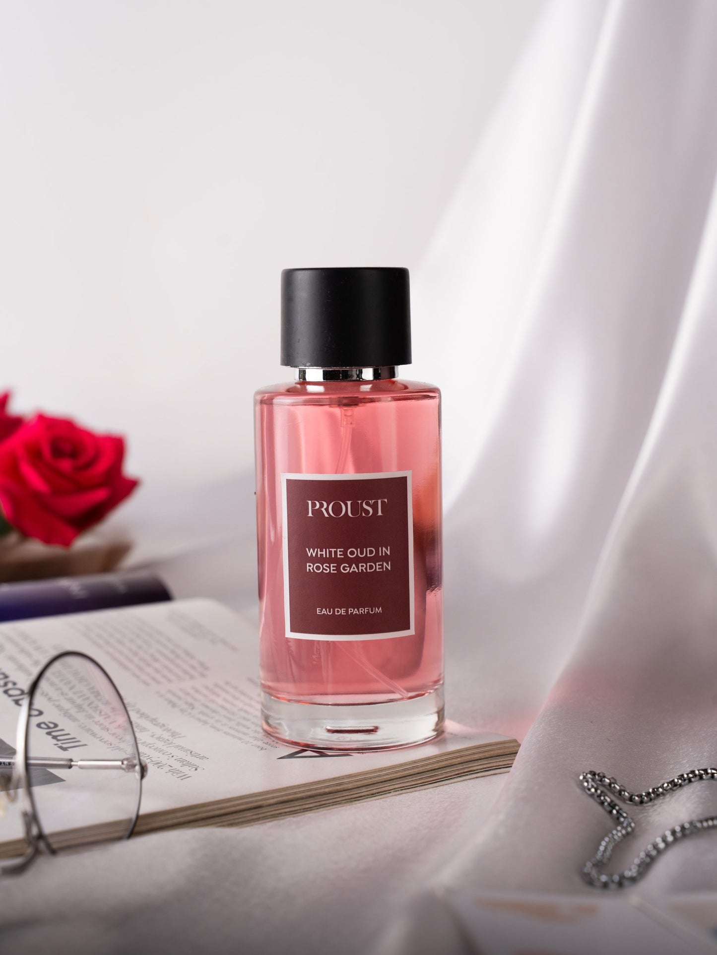 White Oud in Rose Garden